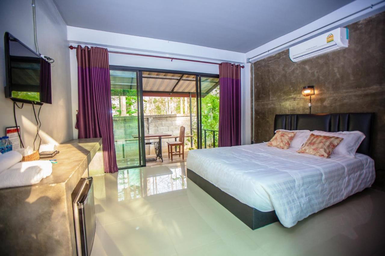 Br2 House Resort Phayao Exterior photo